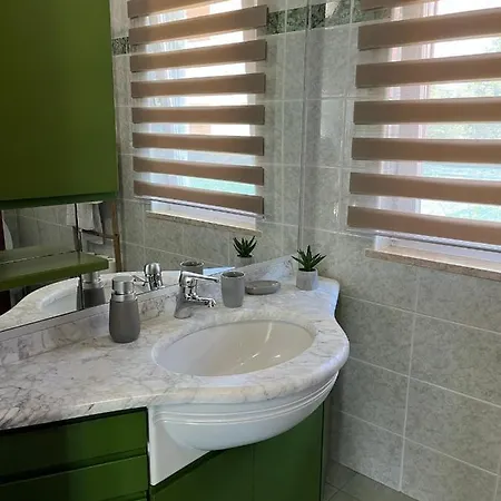 Rosa Holiday home Gedici
